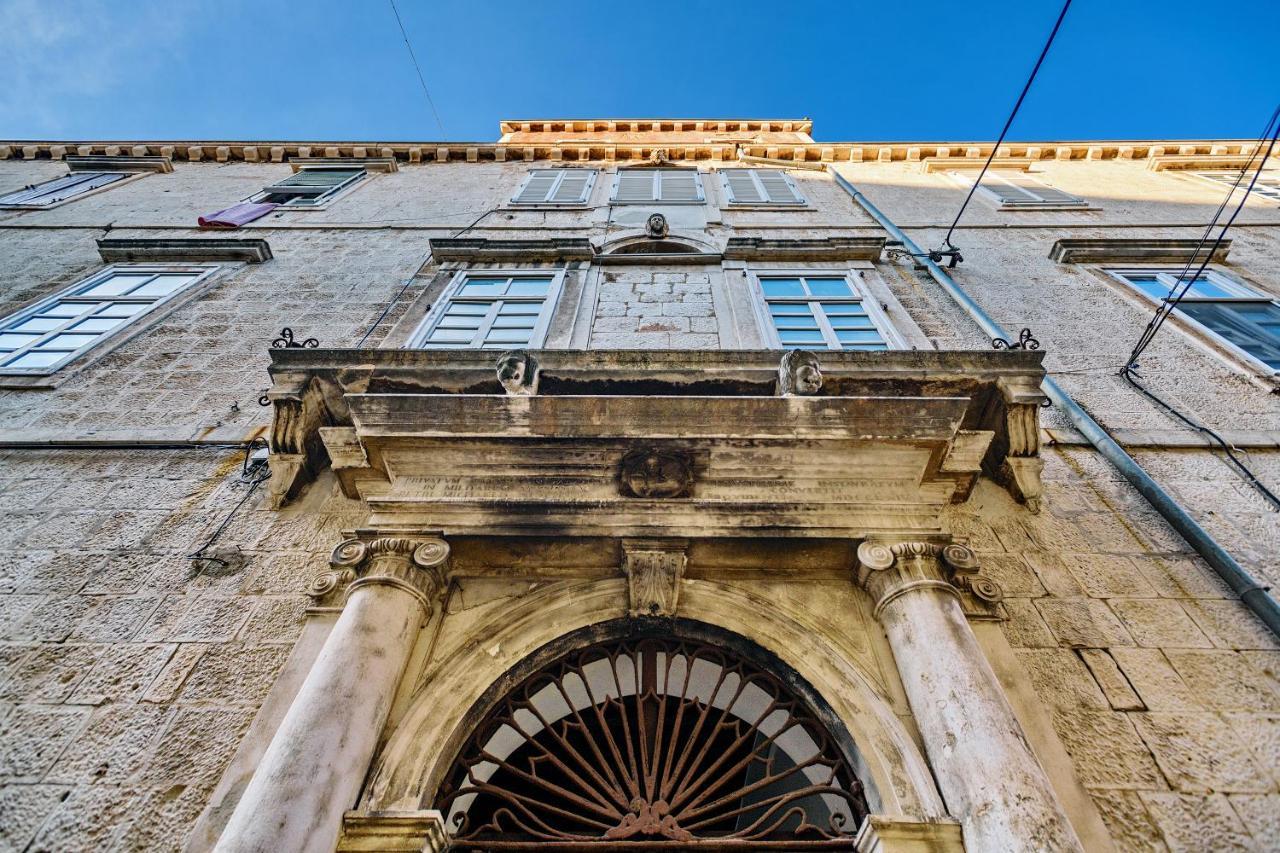 Lupino'S Gallery Apartment - Old Town Zadar Exterior foto
